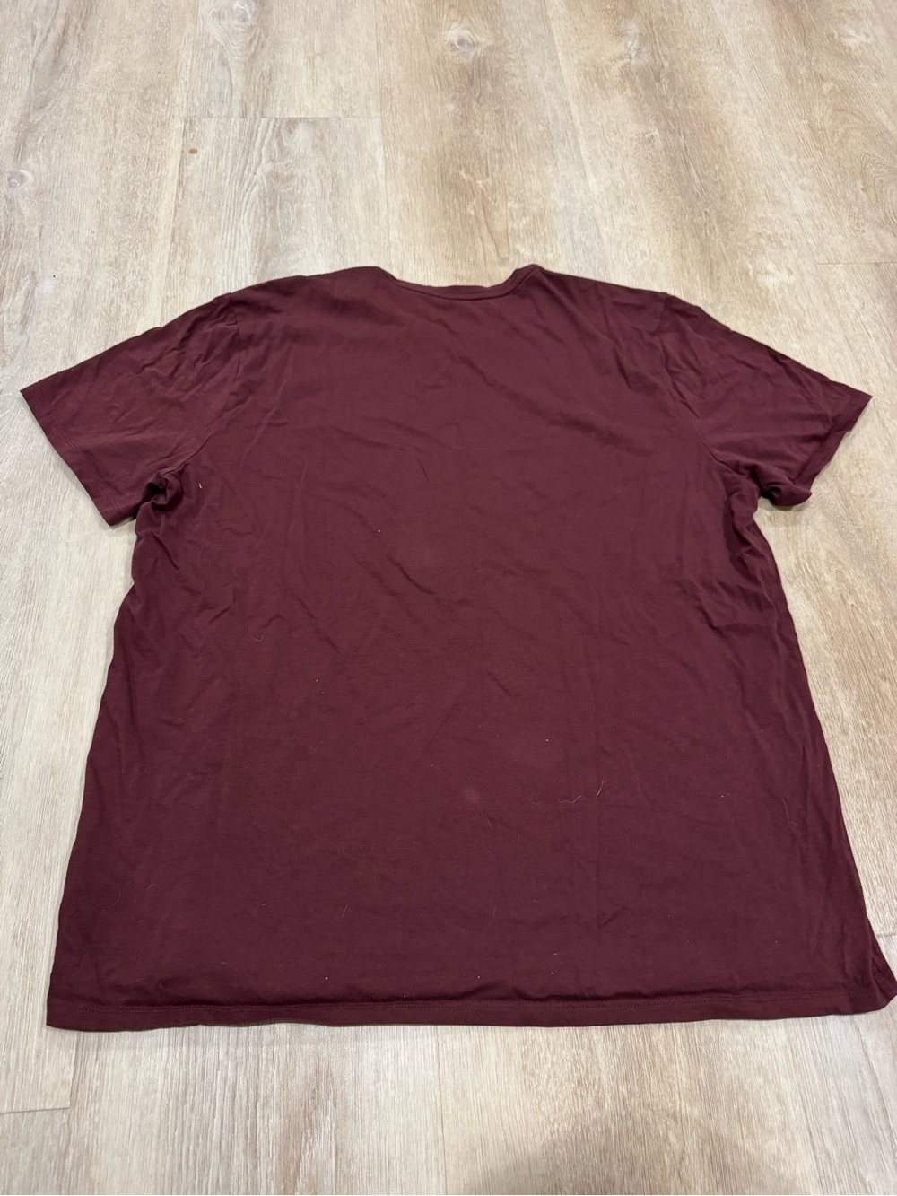 Vince Short Sleeve Crew Tee in Deep Burgundy - Picture 3 of 3